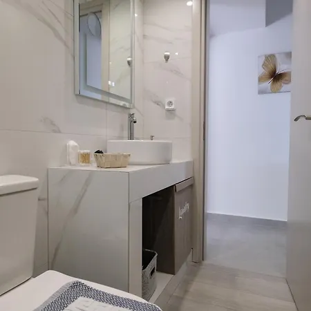 Rhodes Retreat: Modern Comfort In Serene Luxury Родос