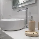 公寓 Rhodes Retreat: Modern Comfort In Serene Luxury *