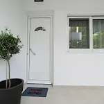 Rhodes Retreat: Modern Comfort In Serene Luxury Appartement Rhodes City