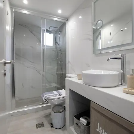 Rhodes Retreat: Modern Comfort In Serene Luxury Apartament Rhodes City