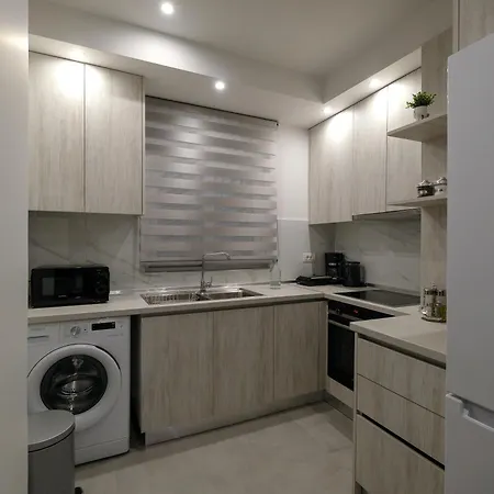 Rhodes Retreat: Modern Comfort In Serene Luxury Apartment Rhodes City