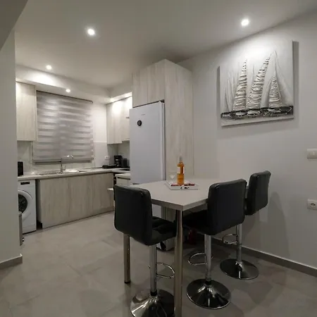 Daire Rhodes Retreat: Modern Comfort In Serene Luxury Rhodes City