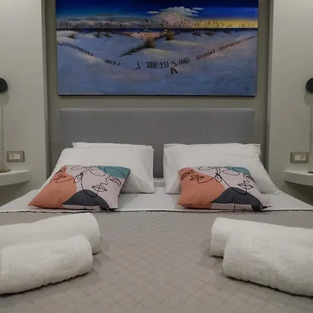 Rhodes Retreat: Modern Comfort In Serene Luxury Apartment